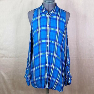 EXPRESS White, Blue, Gray Plaid‎ Flannel Cold Shoulder Shirt Medium